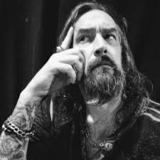 dallas buck (@dallasthebuck)