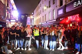 1,862 likes · 22 talking about this · 14,550 were here. Angleterre Nuit Festive Et Debordements Apres La Reouverture Des Pubs La Presse