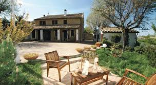 Scegli di festeggiare capodanno a desenzano del garda, in un un appartamento lungolago, in una piazza o in un residence affittando un appartamento con gli amici a un prezzo incredibile ed unico! Capodanno In Affitto Casale A Senigallia Per 8 10 12 Persone Grande Salone Comodo Per 14 28 35 Persone Ancona Marche