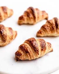 Croissants Recipe On The Blog I Cannot Begin To Describe My Love For A Good Croissant That S Been Heig French Croissant Croissant Recipe French Pastries