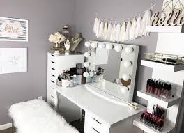 Makeup Vanity Organize Makeup Makeup Storage Makeup Display Youtube Background Beauty Roo Vanity Makeup Rooms Makeup Vanity Mirror With Lights Beauty Room