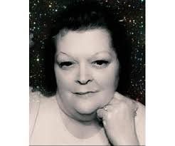 Lynn Gower's Instagram, Twitter & Facebook