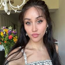 BIRTHDAY GIRL SUNDAY ⛅️ thank you all for the birthday wishes! i'm always  super low key