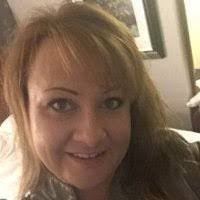 Kerri Post's Instagram, Twitter & Facebook