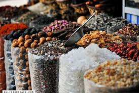 Les Epices De Dubai Rien De Meilleur Dubai Market Dubai Dubai Travel