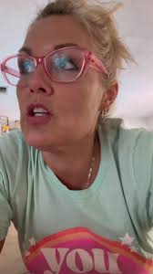 That man has arrived & the smell under the sink is gone 🥴