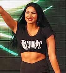 Billie kay delle iiconics ha pubblicato una foto seducente sulle storie di. Billie Kay Wikipedia