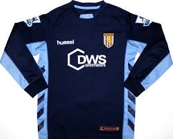 Kaufen sie das beste zuhause, unterwegs und das dritte aston villa kits & shirts. Aston Villa Torwart Fussball Trikots 2005 2006 Sponsored By Dws