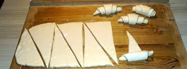 Croissant Rezept Croissants Aus Blatterteig Selber Machen Rezept In 2020 Croissant Rezept Blatterteig Blatterteig Selber Machen