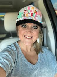 Thanks to all in this community who have supported Small Town Creations of  Texas and have appreciated the quality work that she continues to put  out!‼️🙌🏻