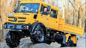 Pin By Chuck On Campers Trucks Off Road In 2020 Unimog Mercedes Unimog Mercedes Benz Unimog