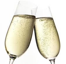Das gesetz bestimmt den steuergegenstand „schaumwein unter bezug auf bestimmte positionen des zolltarifs. Deutschland Leistet Sich Funf Steuern Auf Alkohol Welt