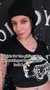 Aimee Araiza's Instagram, Twitter & Facebook