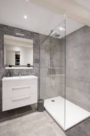 Idée carrelage salle de bain : 24 Petites Salles De Bains Malignes Et Deco