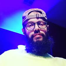 Kyle Leslie (@Kyleeeee88)