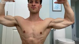 Nick Sandell flexing naked before getting in the shower – Gay for Fans