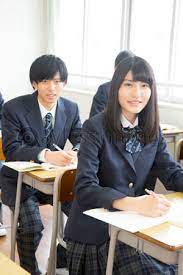 授業を受ける高校生の写真 イラスト素材 af9940098749 ペイレスイメージズ 男性 女性 高校 学校