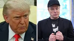 Everyone Is A Little Bit Lost In 'Overcompensating'—That's What Makes  Benito Skinner's Coming-Of-Age Series So Brilliant