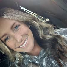 Michelle Renee Bowker (@michelle_bowker_) • Instagram photos and videos