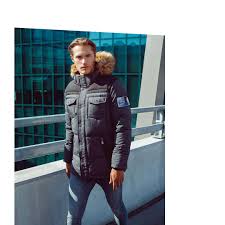 Colin S Montun Ustunde Bu Sonbahar Sicak Gececek Mont Cl 1034828 Moda Mont Sonbahar