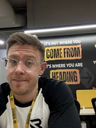 Before the year wraps up, I'd like to take a quick moment to speak directly  to… my haters. I genuinely hope you: → Find peace and stop being angry at  me →