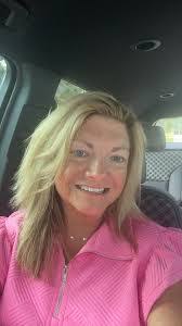 Michelle Creedon's Instagram, Twitter & Facebook