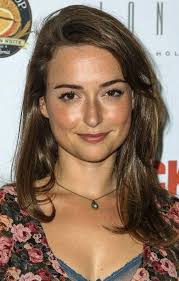 I guess I won't get any messages because I'm not naked right 💔😒