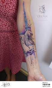 A henna tattoo artist who creates exceptional body art on your guests hands and feet. Pin On Tattoo