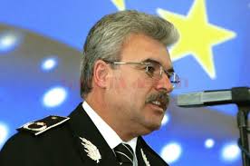 Rectorul academiei de poliție „alexandru ioan cuza din bucurești, profesorul universitar adrian iacob, a plagiat circa 70% din teza de doctorat susținută în 2007 la instituția pe care azi o conduce. Ani Gheorghe Popa Fost Rector Al Academiei De PoliÈ›ie In Conflict De Interese Gazeta De Sud