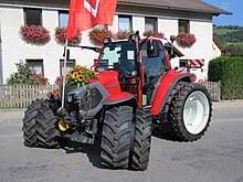 The lintrac 130 is the big brother of the lintrac 110 and the continuously variable successor of the geotrac 4 model. Lindner Agricultural Machinery Manufacturer Wikipedia