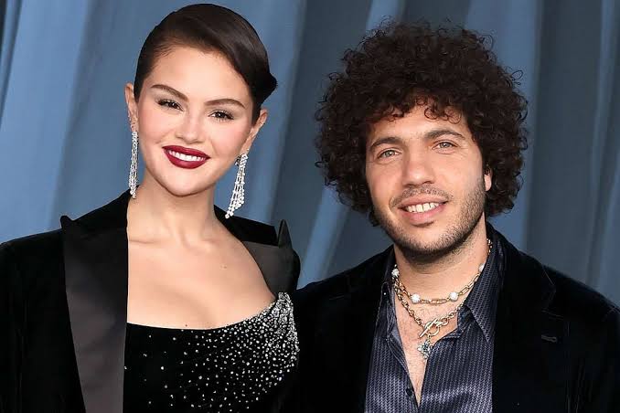 Selena Gomez, Benny Blanco make red carpet debut as married couple