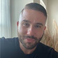 Robert Bodmer's Instagram, Twitter & Facebook