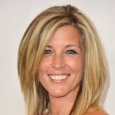 This hairstyle incorporates youthfulness and grace making it one of the perfect hairstyles for women over 40. 50 Best Hairstyles For Women Over 40 Herinterest Com