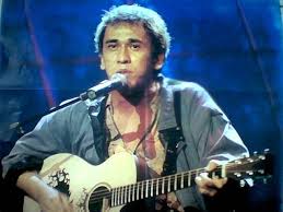 Lagu Indonesia Terbaru Chord Gitar Iwan Fals Bento Share The Legenda Musik Gitar Penyanyi