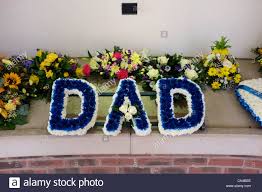 Send flowers from a real los angeles, ca local florist. Funeral Flowers Wreaths Stockfotos Und Bilder Kaufen Alamy