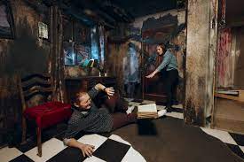 Best Escape Rooms In Nyc Challenging Puzzles For First Timers Vets Thrillist Escape Room Escape Room Puzzles Destin