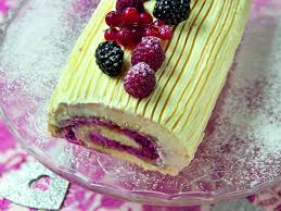 Buche De Noel Aux Fruits Et Mascarpone Recette En 2020 Buche De Noel Aux Fruits Buche De Noel Recette Buche De Noel