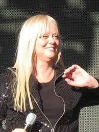 Cindy Wilson - Wikipedia