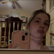 Hiiii!!! I'm Mikayla 😋 I am 100% committed