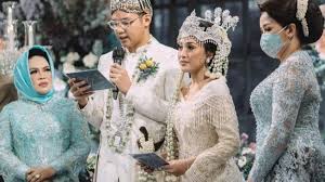 Hetty koes madewy (lahir di jakarta, 6 agustus 1957; Baru Nikah Anak Dituntut Kasih 4 Cucu Ke Hetty Koes Endang