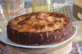 Gateau Au Yaourt Pommes Et Caramel Beurre Sale Le Sucre Sale D Oum Souhaib