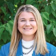 Gabrielle Hammer's Instagram, Twitter & Facebook