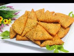 triangulos con sesamo es un delicioso desayuno para la manana mas rapido y mejor para tomar te youtube in 2021 yummy breakfast drinking tea delicious