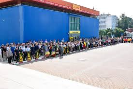 Teodot îi ajută în taină cu toate cele necesare pe creştinii care scăpaseră de persecuţii. Ziua Eroilor La OneÈti Onesti Portal