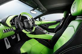 Wallpaper Lamborghini Hijau Dan Hitam Hd Unduh Gratis Wallpaperbetter