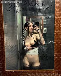 EXLOVERX  Neferet Exposito  ester_exposito  neferet.exposito Photo Nude  Leaks OnlyFans 21 - Modèles Leakées