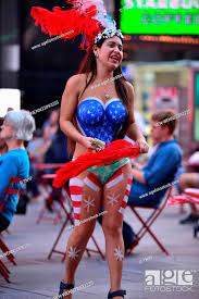 The topless girls and characters of Times Square working for tips as the  Times Square commission..., Stock Photo, Picture And Rights Managed Image.  Pic. WEN-WENN22892235 | agefotostock