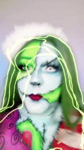 Dizzy Yet? Did I just create a new trend. 😂😵‍💫 #viral #trend  #dancedancedance #sallyxgrinch #effects