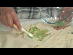 How to get oil stains out of cotton. How To Clean Cooking Oil Stains From Clothes Youtube