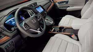 First, there are steering wheel paddles that select regenerative braking aggressiveness. Honda Crv Hybrid 2021
